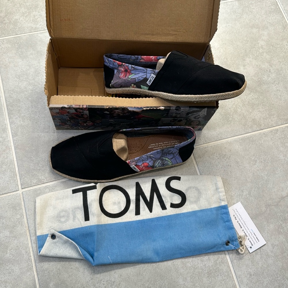 Toms Classics (Black Tropical Rope)